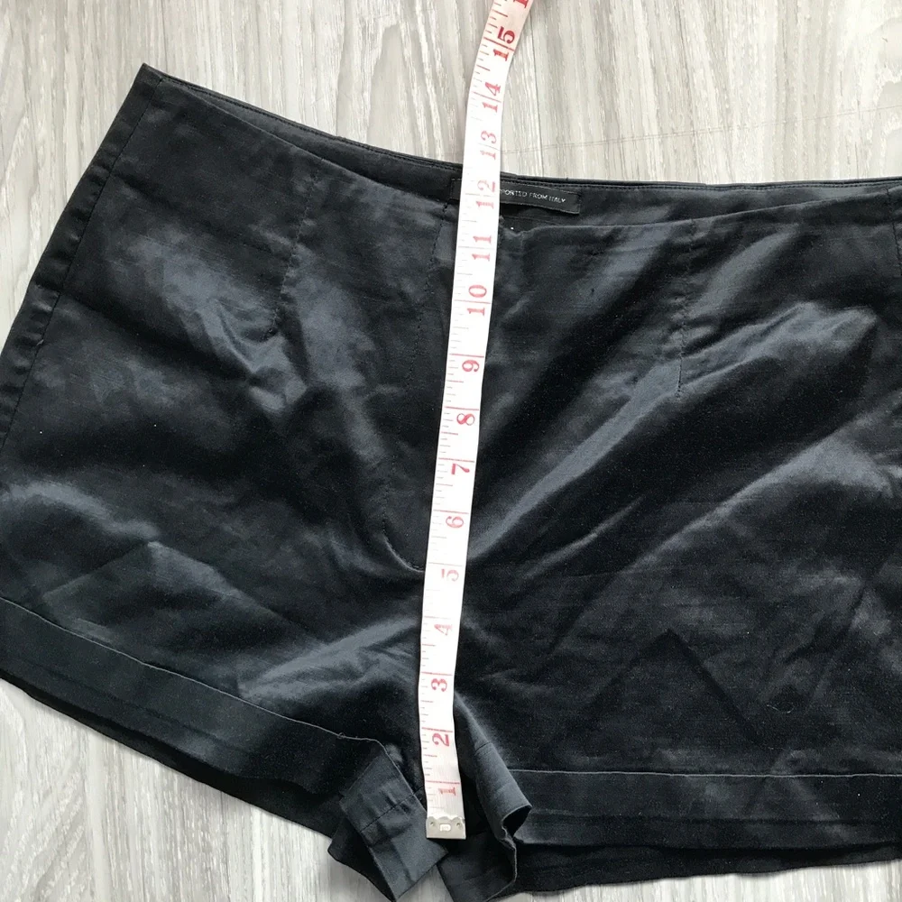 VTG BEBE WOMENS SHORTS BLACK SATIN FLAT FRONT 10